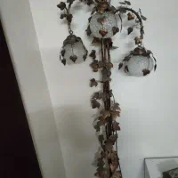 کنار سالنی آباژورایستاده فرفورژه. ای سالم|چراغ خواب و آباژور|قرچک, مهدیه|دیوار