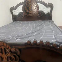 تخت سلطنتی