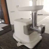 فروش چرخ گوشت در حد نو