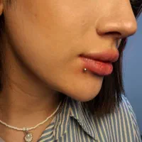 سوراخ کردن گوش و پیرسینگ فقط ۵۰|خدمات آرایشگری و زیبایی|مشهد, یوسفیه (شهرک غرب)|دیوار