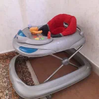 روروئک،کریر ،دو عدد قنداق و گهواره لرزشی|اسباب و اثاث بچه|ری, شهادت|دیوار