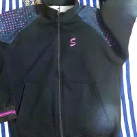 گرمکن و شلوار ورزشی