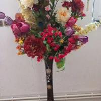 گل وگلدان