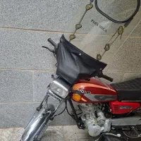 موتور سیکلت ۱۵۰ پرواز