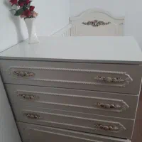 تخت کودک و نوجوان