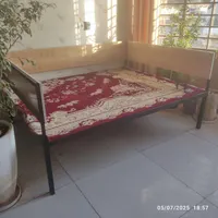 تخت سنتی