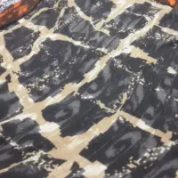 روسری|لباس|شاهینشهر, مسکن مهر|دیوار