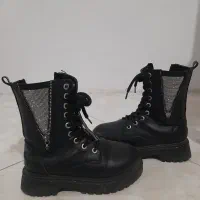 فروش کفش چکمه ای دخترانه سایز ۳۲