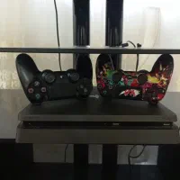 دستگاه ps4 در حد نو