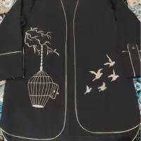 تعدادی مانتو و پالتو