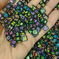 مهره رنگی حروف|زیورآلات و اکسسوری|دلیجان, |دیوار