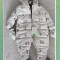 شیر دوش و کیف حمل و تعدادی وسیله کودک در حد نو|اسباب و اثاث بچه|اصفهان, شاهد|دیوار