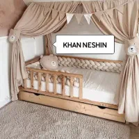 تخت کلبه ای چوبی خاص برای اتاق خاص