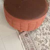 میز جلو مبل چستر با شیشه در حد نو با تخفیف ویژه