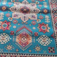 گلیم فرش،  لوستر، میز عسلی