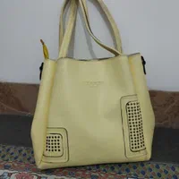 ۵عدد کیف در حد نو به فروش می‌رسد|کیف، کفش، کمربند|زرقان, |دیوار