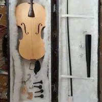 ویالون قدیمی ۴،۴