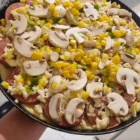 پیتزا پز و ساندویچ زن پاره وقت