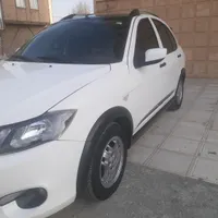 کوییک دنده‌ای R، مدل ۱۴۰۱
