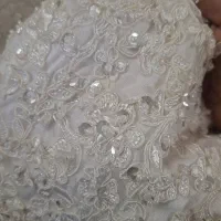 لباس عروس|لباس|نیشابور, بنیاد شهید|دیوار