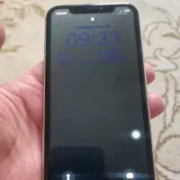 ایفون 11 تمیز