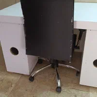 میز کامپیوتر و صندلی چرخدار