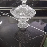 شکلات خوری و شیرینی خوری