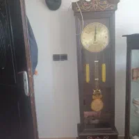 ساعت ایستاده سالم در حد نو