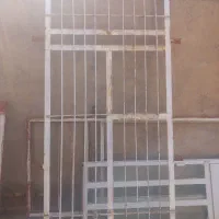 درب و پنجره آهنی