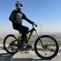 جاینت گلوری دانهیل|دوچرخه، اسکیت، اسکوتر|فردیس, فردیس|دیوار