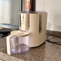 ابمیوه گیری براوون اصل