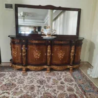 آینه و کنسول