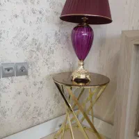 آباژور و میز طلایی