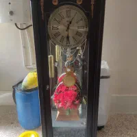 ساعت ایستاده چوبی