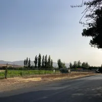 بر جاده آبسرد به زان،موقعیت تجاری