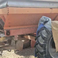 ی عدد دستگاه کود پاش تمیز