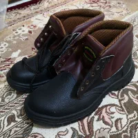 کفشـ آیمـنی وتآسـیسـآتی