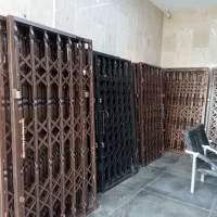 فروش حفاظ آکاردونی وانواع درب چوبی وUPVC