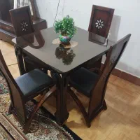 میز نهار خوری ۴ نفره