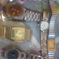 تعدادی ساعت عطیقه|ساعت|اصفهان, شهید رجایی|دیوار