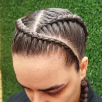 آرایشگری و هنر بافت مو|خدمات آرایشگری و زیبایی|پیر بکران, |دیوار