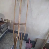 عصای زیربغل طبی