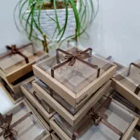 پک دفاعیه و جعبه شمع و گیفت و باکس خواستگاری