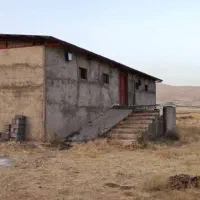 فروش گاوداری « روستای کاکان » پروانه ۵۰ راس