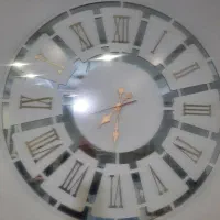 ساعت دیواری