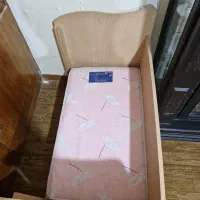 تخت وتشک کودک،کاملا تمیز و نو