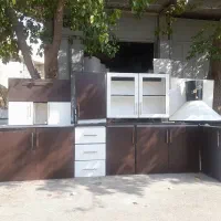 کابینت در حد نو و ۴ درب