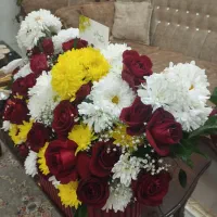 گل طبیعی خوش بو است .