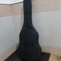 گیتار والنسیا مشکی