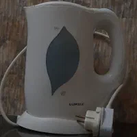 یک‌ عدد کتری برقی به فروش می رسد|قوری، کتری، قهوه‌ساز دستی|شیراز, تندگویان|دیوار